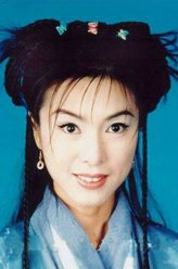 殷素素
