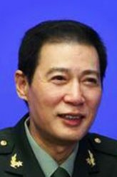 罗伟