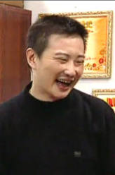 牛小伟
