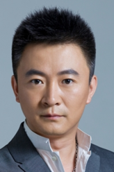黄宇光
