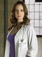 萨拉&middot;唐克里迪Dr. Sara Tancredi