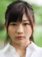 山西麻衣