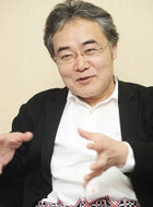 山路贵繁