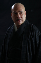 松本忠雄