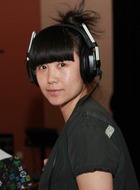 黑西装