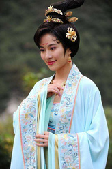 杨玉瑶