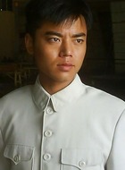 吴群
