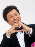 金载万