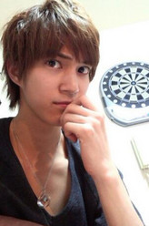 浜尾京介