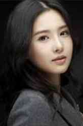 孤儿院女老师高恩