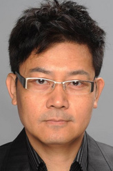 董铭