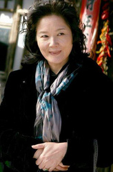 何丽