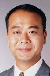 江东健