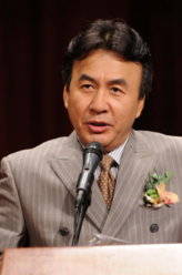 车奉满