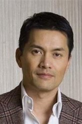 霭翠