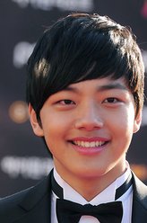 韩正宇(儿役)