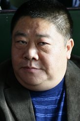 贾三