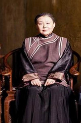 侯母