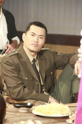 钻山豹