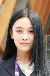 张馨予