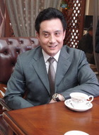 黄启民