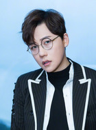 杨佳佳