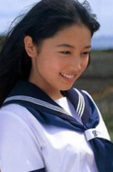 三津谷叶子