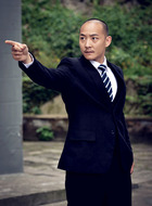 李炜