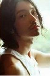 壶井冬真