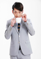 李谷阳