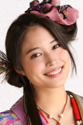秦野里利子