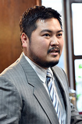 东山智之