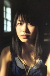 横山由依