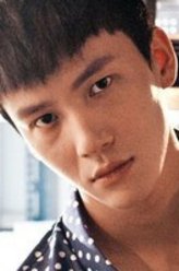 王强大