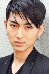 川久保稜