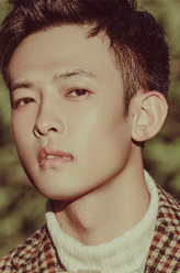 白荻