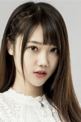 程卉宛(朵朵)