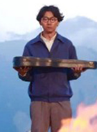 郑君