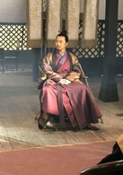 岳不群