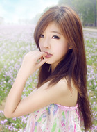 周然女伴
