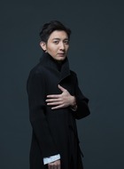 李易