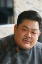 彭尔康