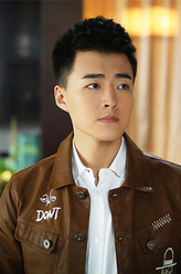 潘晓离