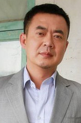 滕丹老公