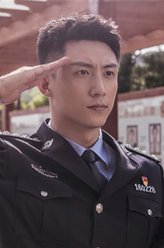 李飞