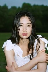 房一彤