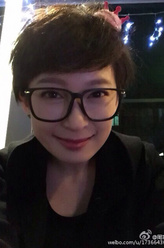 方小薇