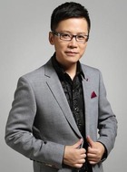 男领导甲