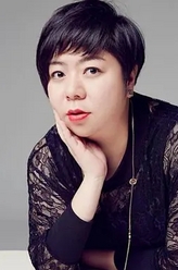 李莅樱