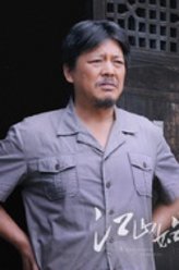向友亮